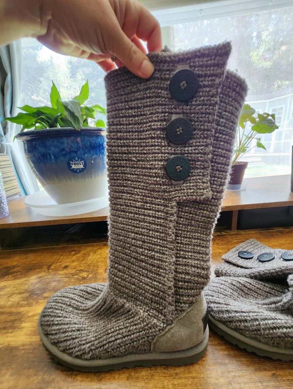 UGG Classic Cardy Heathered Gray Knit Button Boots 6 EUC